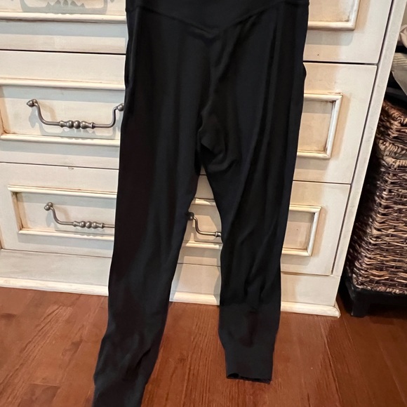 Lululemon crop align jogger - Picture 4 of 6